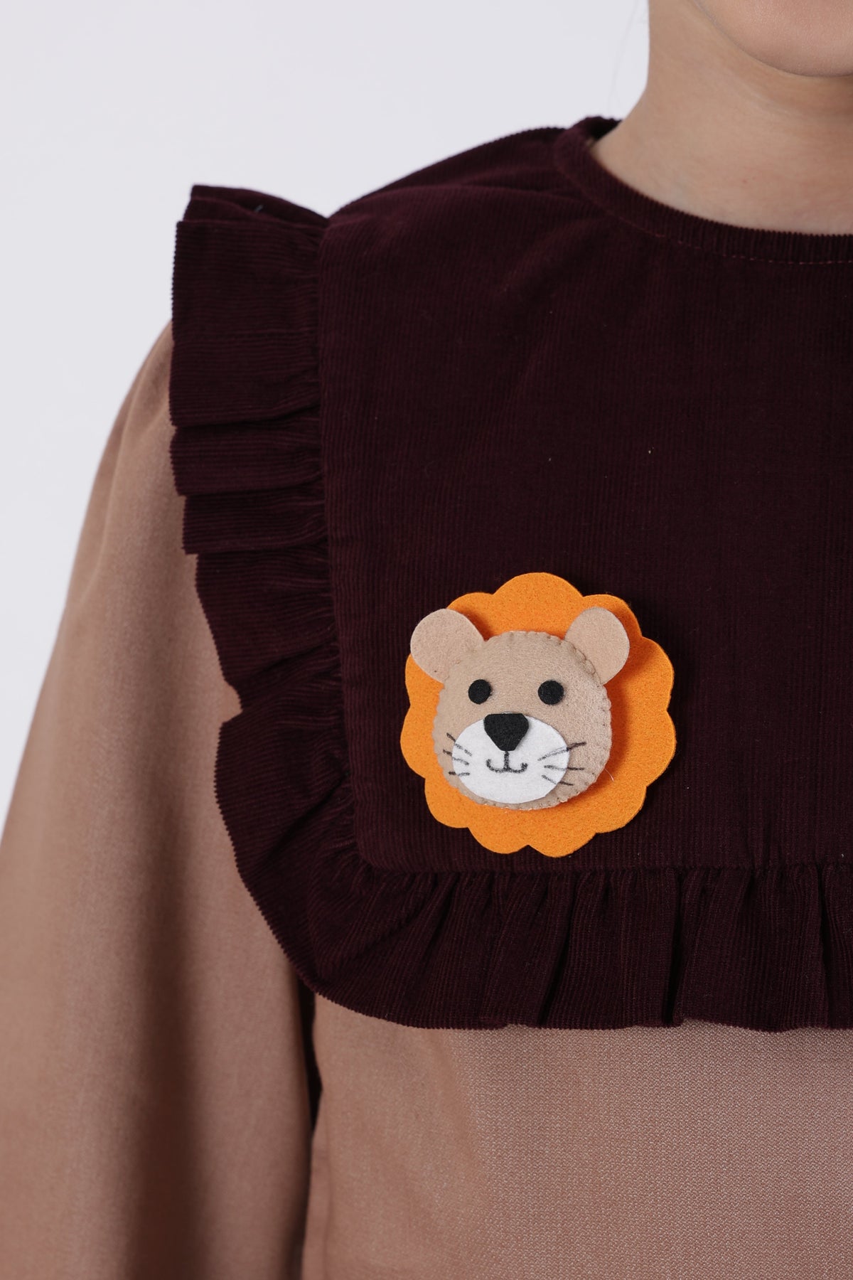 Lion Brooch