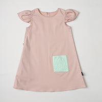 Daisy dress with pleated pocket