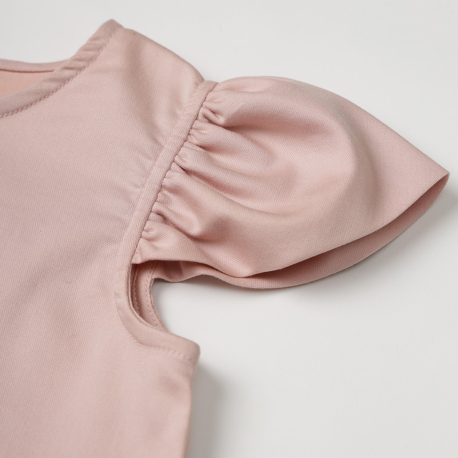 Daisy dress with pleated pocket