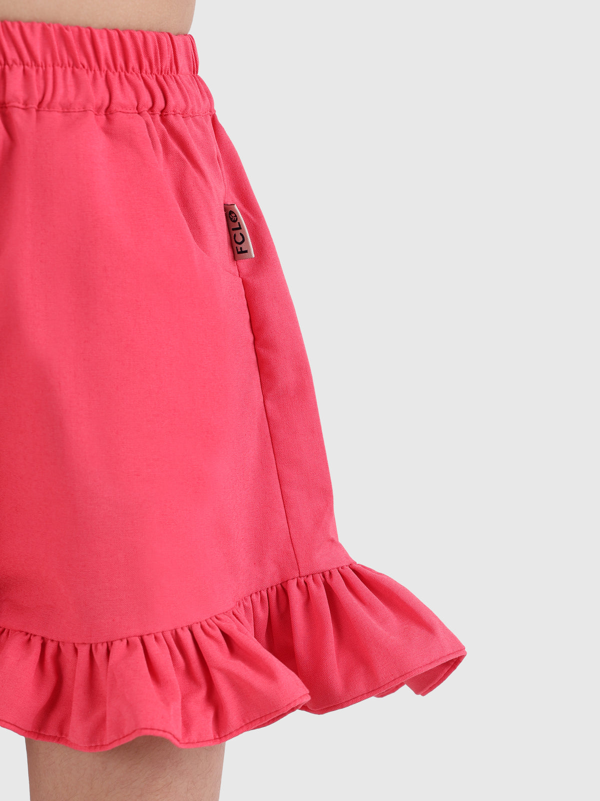 Relaxed Ruffle Shorts
